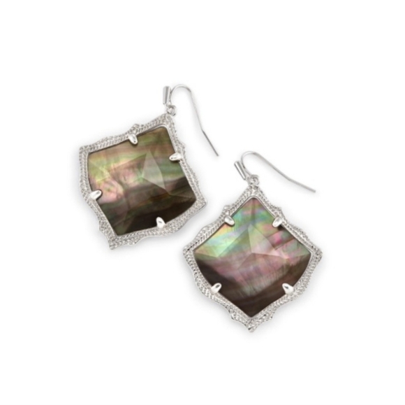 KENDRA SCOTT Kirsten Drop Earrings in Black Pearl